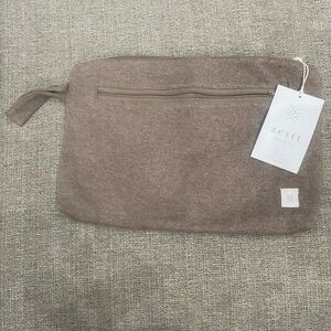 Zestt Dreamsoft Travel Scarf Carry Pouch 2.0 your upgraded travel essential.